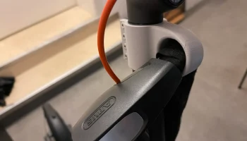 Держатель Ninebot F2 Pro/Plus (D) Kettenhalter Schlosshal...