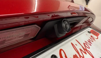 Крышка задней камеры Tesla Model 3 (Highland)...... 2