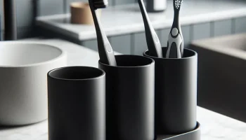 Дизайнерский набор держателей для зубных щеток с 3 чашкам...