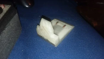 Вот новый дизайн зарядной базы Cozmo... 1