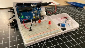 Держатель макетной платы Arduino Uno