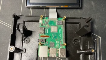 Victron Lynx - корпус Rpi + 5-дюймовый сенсорный экран 2