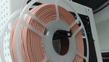 Сверхлегкие боковые стороны катушки с нитью Rosa 3D......... 1