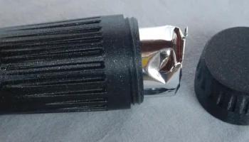 Verschraubbare Dose f&uuml;r 120 Mittelformat Film im Ripp-Des... 2