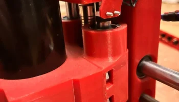 Крепление концевого выключателя каретки Dremel с ЧПУ Z св.. 3