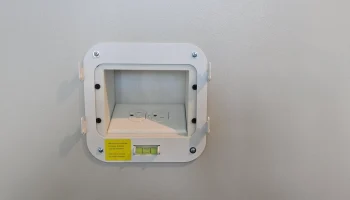 Встраиваемая розетка с календарем Skylight...... 2