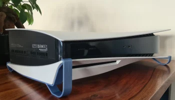 PlayStation 5 (PS5) минималистичная версия с горизонтальной подставкой PlayStation 5 (PS5) минималистичная версия с горизонтальной подставкой
