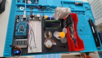 Стартовый комплект ELEGOO R3 Bench V2 6