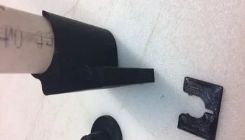 Универсальный кронштейн из ПВХ в сборе........ 4