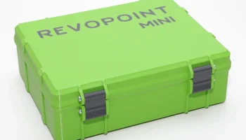 Revopoint Mini - прочный футляр с пенопластовой вставкой...