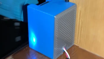 Корпус ESP32-CAM (слоты для микро SD и светодиодной лампы.. 1