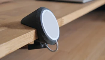 Зажим для зарядного устройства Magsafe......... 1