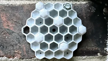 Реалистичный сдерживающий фактор RED WASP...... 1
