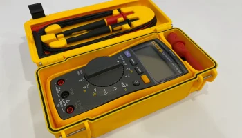 Fluke 117/115/114 - Прочный корпус 2