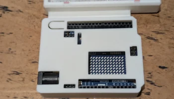Чехол Arduino R4 WIFI с держателем макетной платы...........