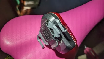 Крепление Planet Bike Superflash под сиденьем... 2