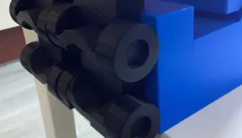 Роликовые коньки в стиле Mega Lego (масштаб 10:1)...... 1