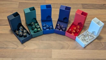 Переносная башня для игры в кости и хранилище (печать на ...