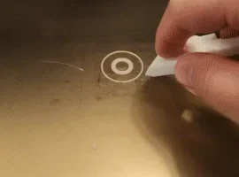 Скребок для кровати
