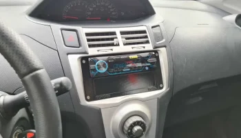 Накладка на приборную панель Toyota Yaris 1 DIN........