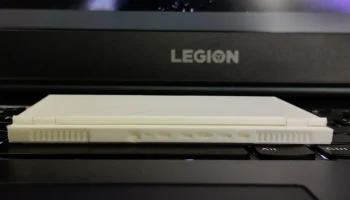 Миниатюрный игровой ноутбук Legion 5 (масштаб 1/4)...... 3