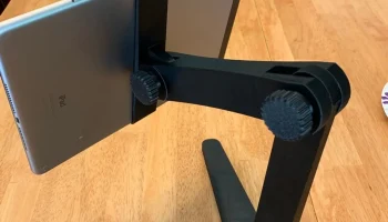 Регулируемое крепление для iPad Air 2