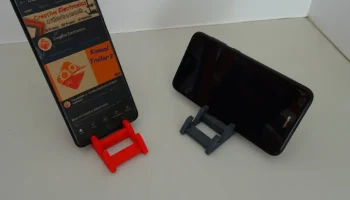 Комплект держателей для смартфонов........ 2