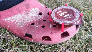 Подвеска KFC для Crocs