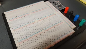 Крепление для макетной платы Arduino Mega 2560 Pro.......... 1