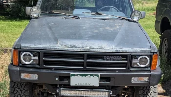 Кронштейны номерного знака Toyota 4Runner первого поколен... 1