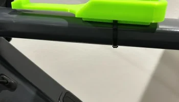 Крепление на верхнюю перекладину для крепления Iphone на ... 3
