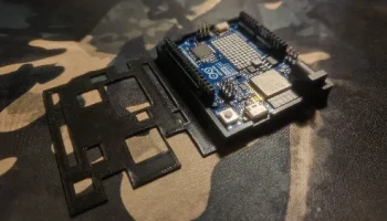 Чехол для Arduino Uno R4 с Wi-Fi 2