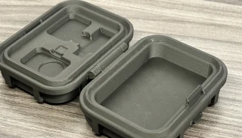 Прочный ящик со скрытой защелкой (печать на месте)........