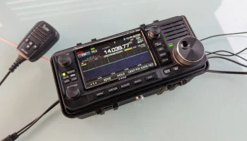 Прочный транспортный ящик Icom IC-705 - открытая рама......