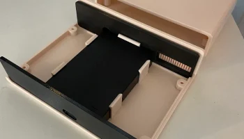 Портативный жесткий диск IBM PC XT в стиле ретро...... 3
