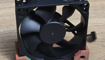 Держатель для вентилятора Noctua NF-A8 80 мм...... 1
