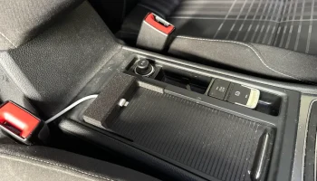Док-станция для iPhone 14 Pro (с чехлом Quad Lock) для VW Go 1