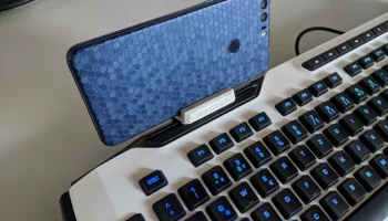 ROCCAT Sova Horde AIMO Держатель для смартфона и планшета... ROCCAT Sova Horde AIMO Держатель для смартфона и планшета...