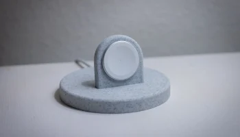 Подставка для зарядки MagSafe (режим ожидания)......... 5
