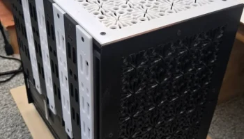 Минимальный NAS-накопитель mATX (9 жестких дисков) 1