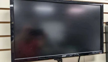 Реечное крепление для монитора на стену......