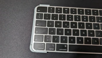 Apple Magic Keyboard 2-in-1: подъемник и вертикальная подста 2