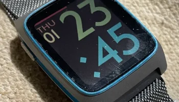 Бампер по краям экрана Pebble Time 2 1