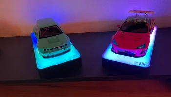 Музей JP Performance PACE, похожий на автомобильный стенд...