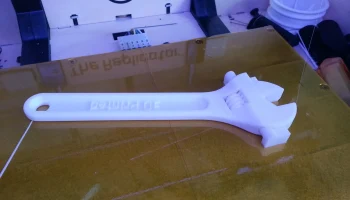 Полностью собранный ключ для 3D-печати......... 3