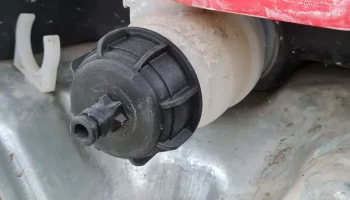 Крышка слива для бака (куба в обрешетке) с адаптером Gardena