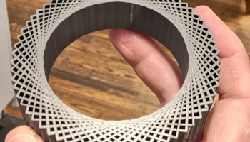 Браслет с дизайном Slicer 1