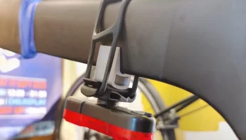 Адаптер для освещения подседельного штыря Aero......