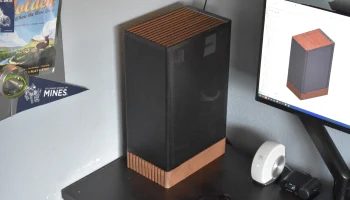 Вертикальная подставка Lian Li A3-mATX