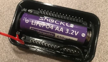 ESP32 DevKit V1 + чехол для аккумулятора 1